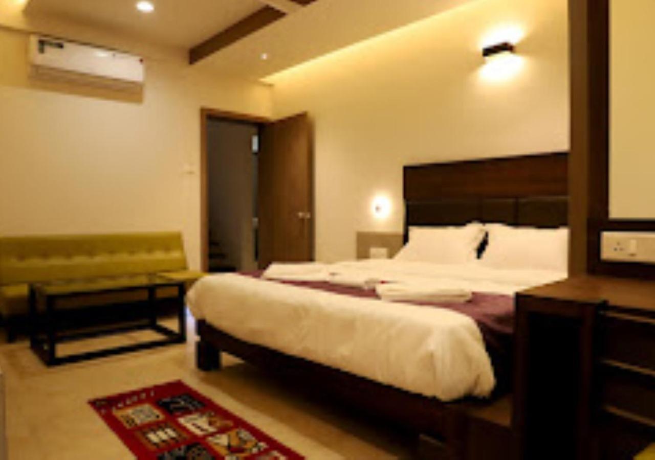 Lotus Lodge Kalmath Kankavali Dış mekan fotoğraf