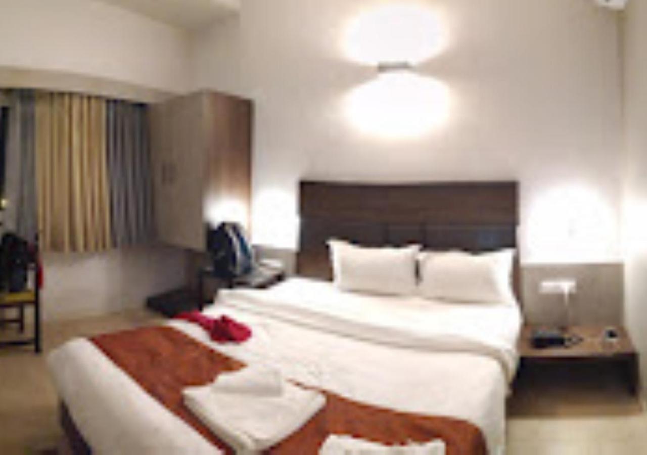 Lotus Lodge Kalmath Kankavali Dış mekan fotoğraf